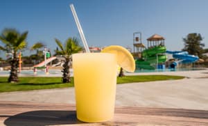 thumbnail: Bar (on property)