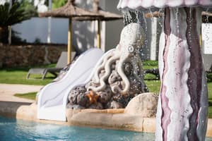 thumbnail: Outdoor pool