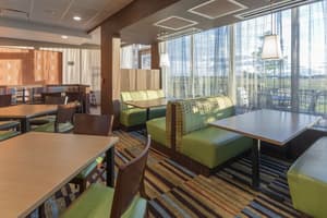 thumbnail: Breakfast area