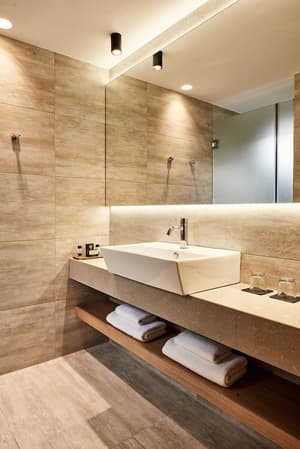 thumbnail: Bathroom
