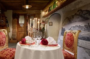 thumbnail: Interior