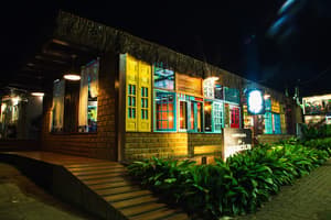 thumbnail: Restaurant