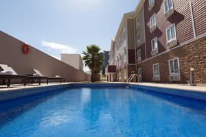 thumbnail: Outdoor pool