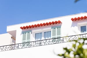 thumbnail: Exterior