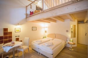 thumbnail: Interior