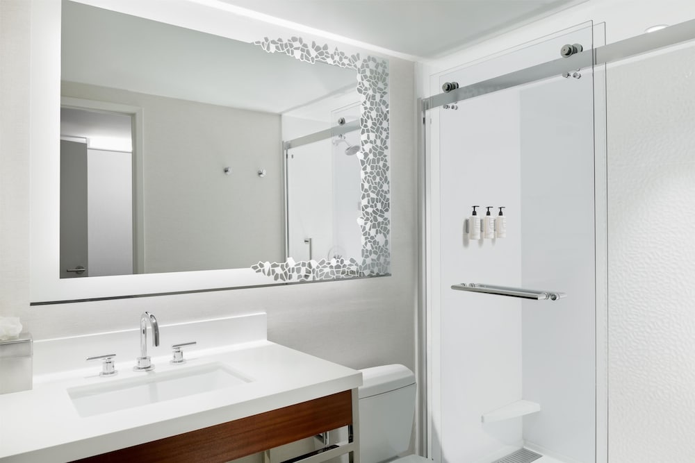 Bathroom shower
