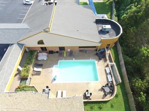 thumbnail: Outdoor pool
