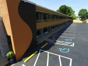 thumbnail: Parking