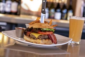 thumbnail: Restaurant