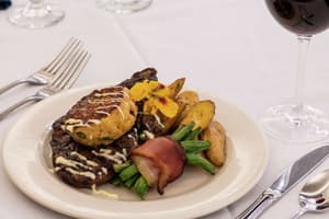 thumbnail: Restaurant