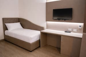 thumbnail: Room