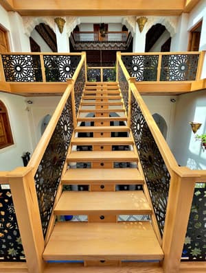 thumbnail: Interior detail
