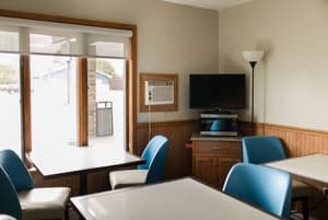 thumbnail: Breakfast area