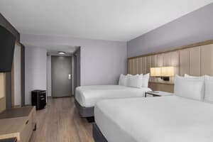 thumbnail: Room service - dining