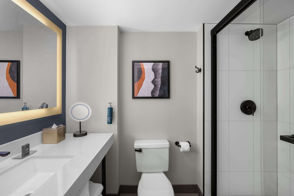Bathroom shower