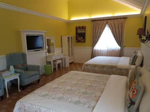 thumbnail: Room