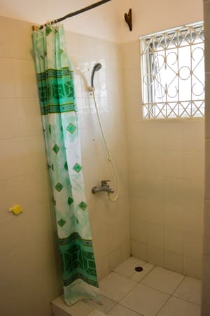 thumbnail: Bathroom shower