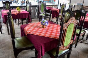 thumbnail: Restaurant