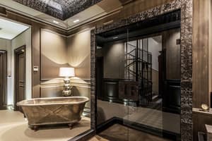 thumbnail: Interior entrance