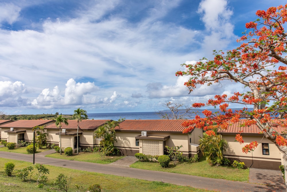 Beach/ocean view