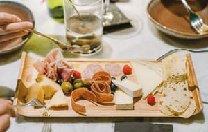 thumbnail: Restaurant