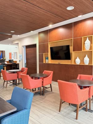 thumbnail: Interior