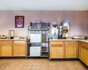 thumbnail: Breakfast area