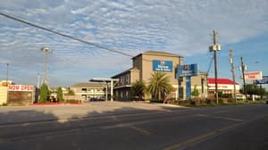 thumbnail: Exterior