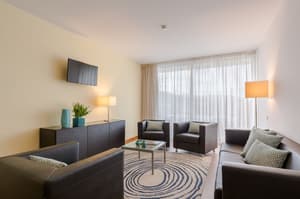thumbnail: Lobby lounge