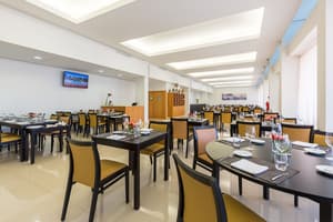 thumbnail: Banquet hall