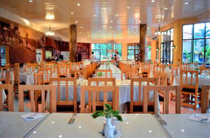 thumbnail: Restaurant