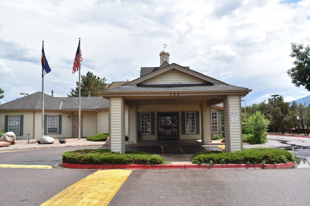 Colorado Springs thumbnail