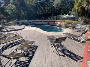 thumbnail: Outdoor pool