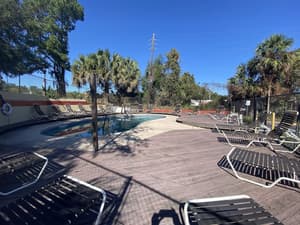 thumbnail: Pool