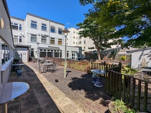 thumbnail: Terrace/patio