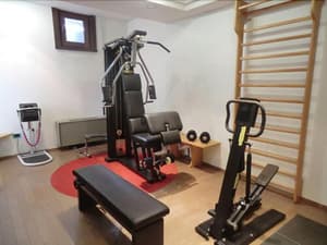 thumbnail: Gym