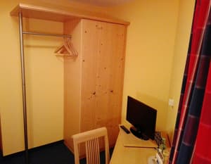 thumbnail: Room amenity