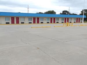 thumbnail: Exterior