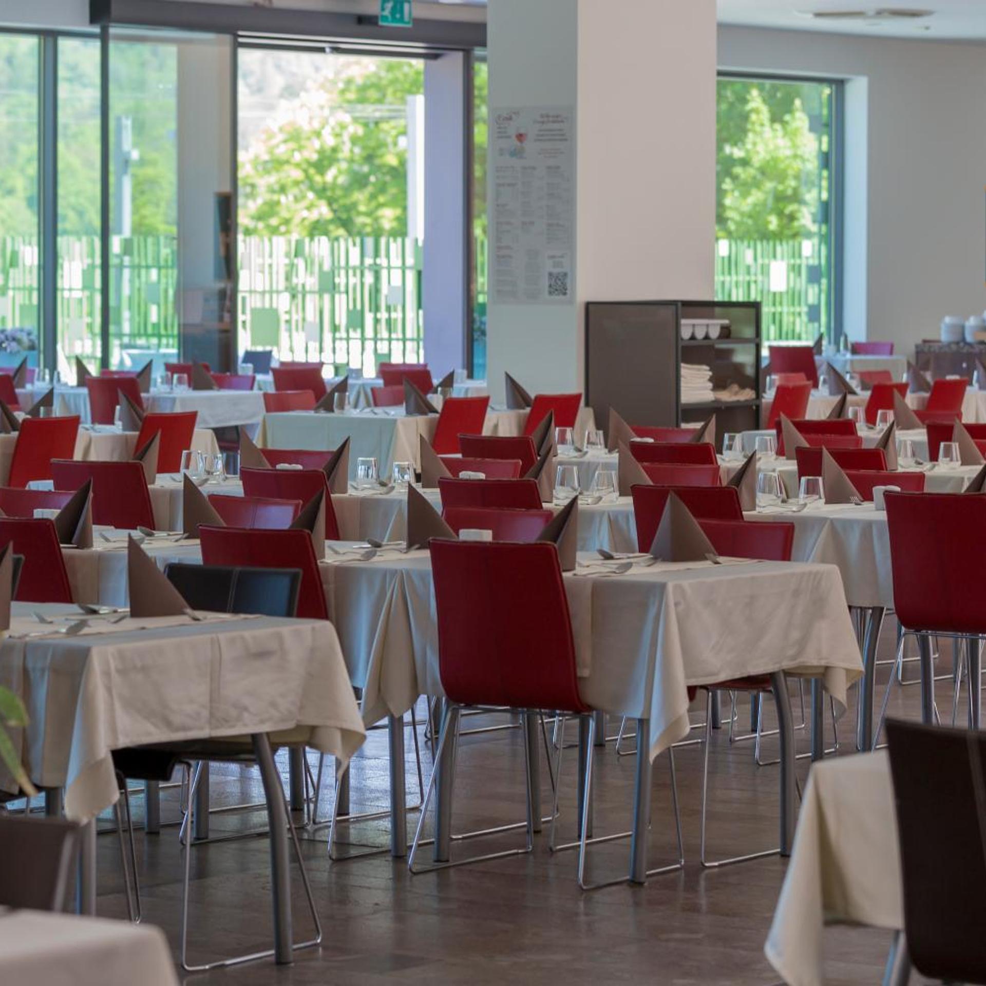 Restaurant-cafeteria
