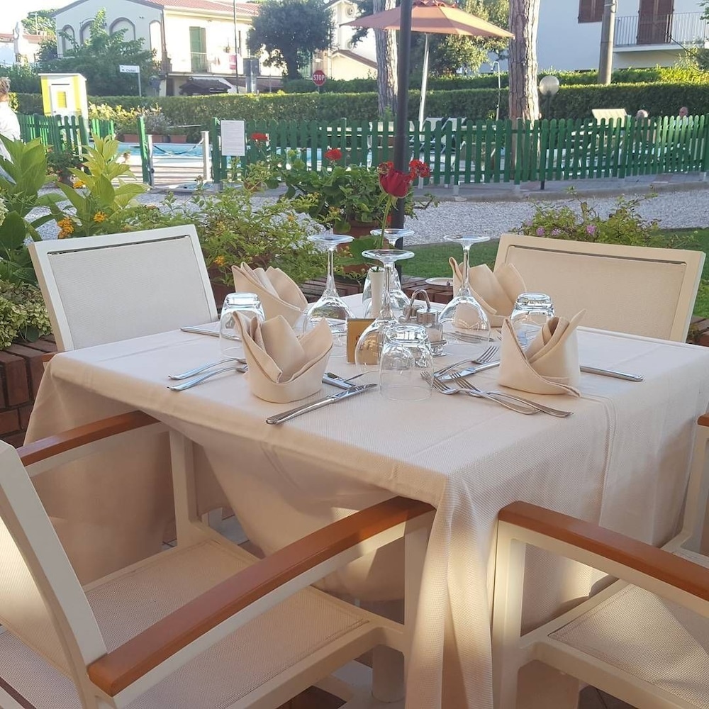 Restaurant-cafeteria