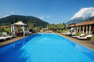 thumbnail: Outdoor pool