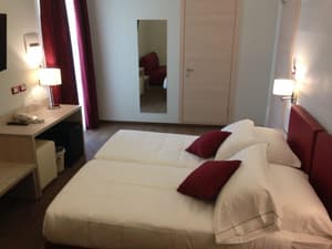 thumbnail: Room