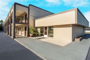 thumbnail: Exterior