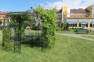 thumbnail: Garden