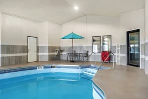 thumbnail: Pool