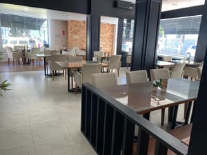 thumbnail: Restaurant
