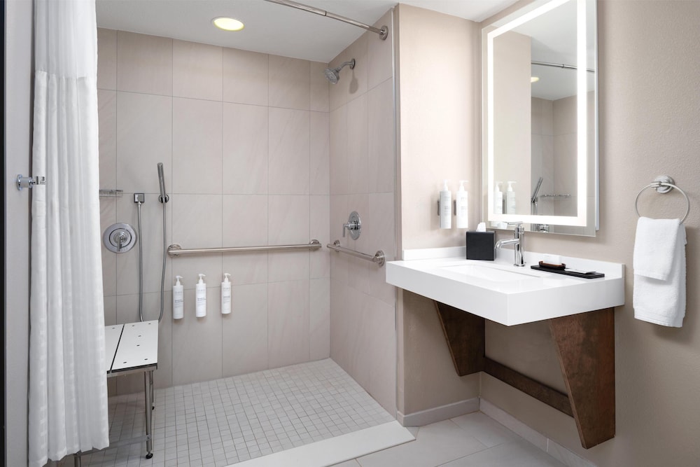 Bathroom shower