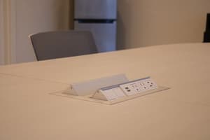 thumbnail: Business center
