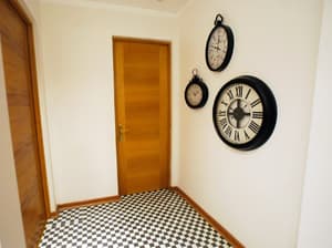 thumbnail: Interior detail