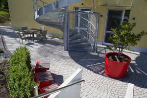 thumbnail: Garden